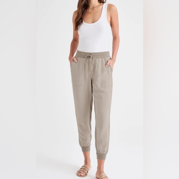 Splendid Pants - Splendid Lakeside Jogger Fawn Women's Small NWT
